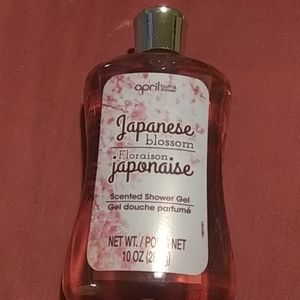 April bath & shower gel